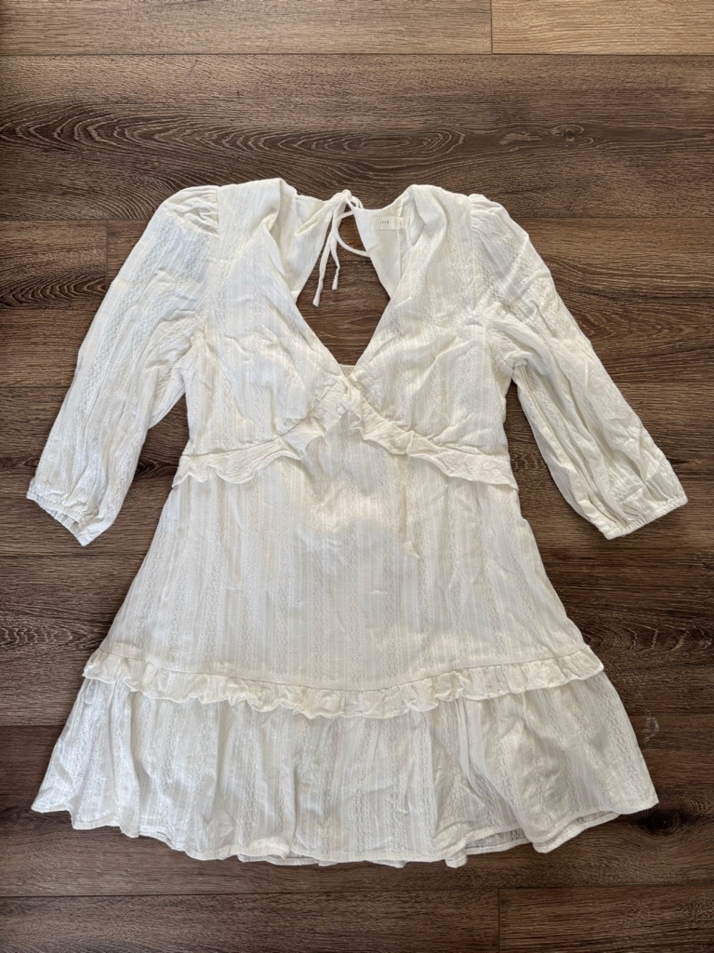 Lush Babydoll V-Neck 3/4 Sleeve Dress, Keyhole Back Tie, White